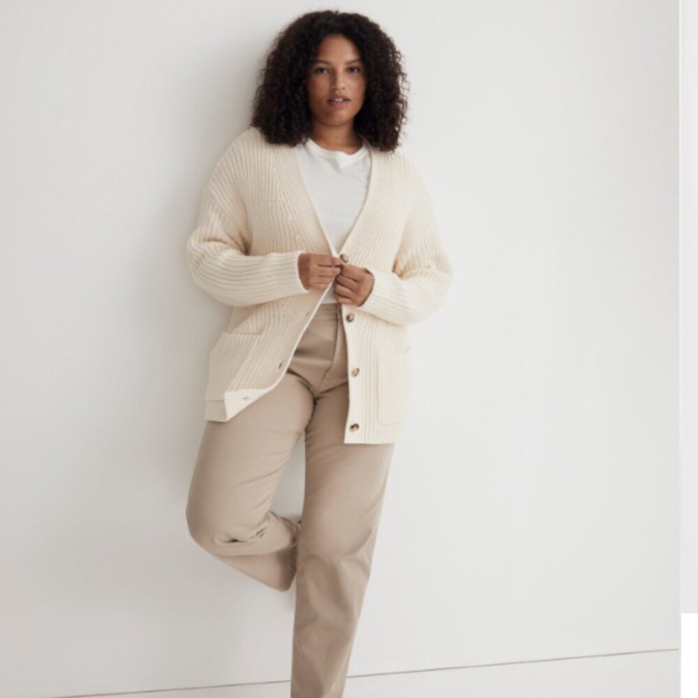 Madewell Textural-Stitch V-Neck Cardigan Sweater in Antique Cream